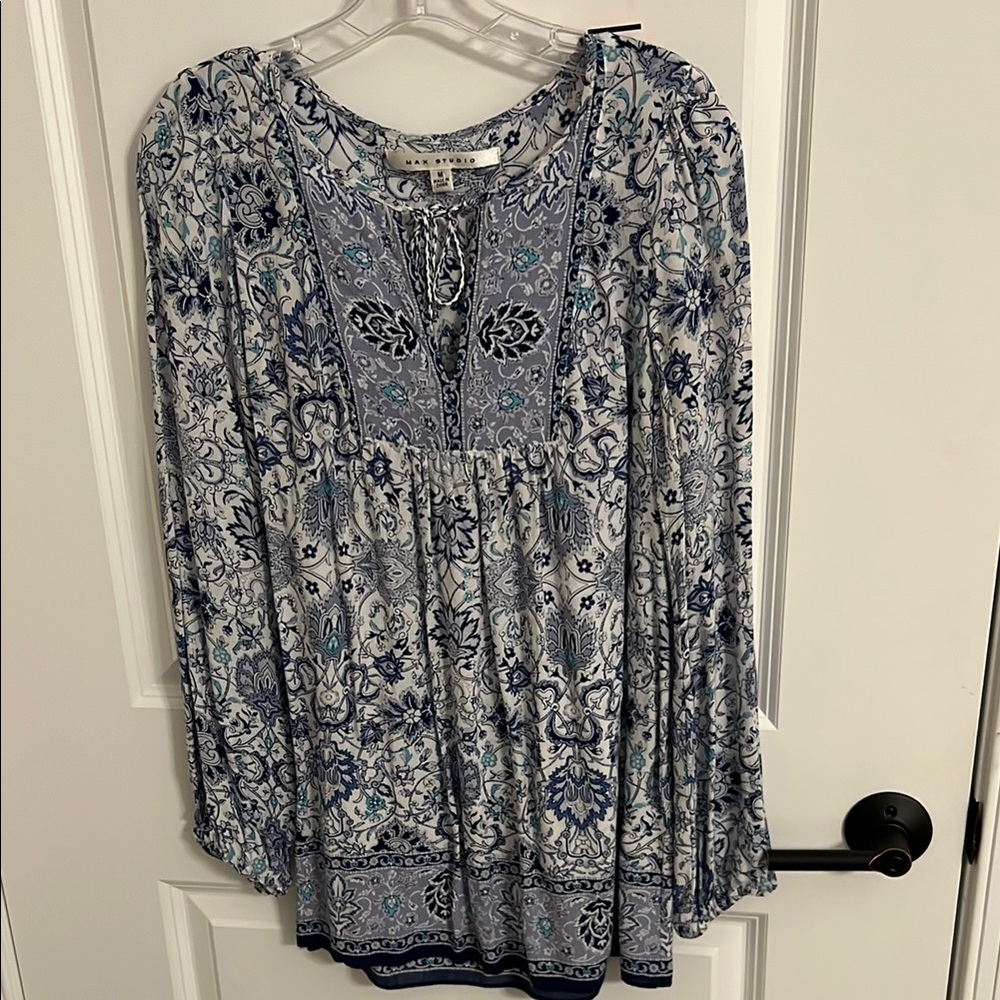 Max Studios Peasant Style Long Sleeve Lightweight Rayon Top Size M
